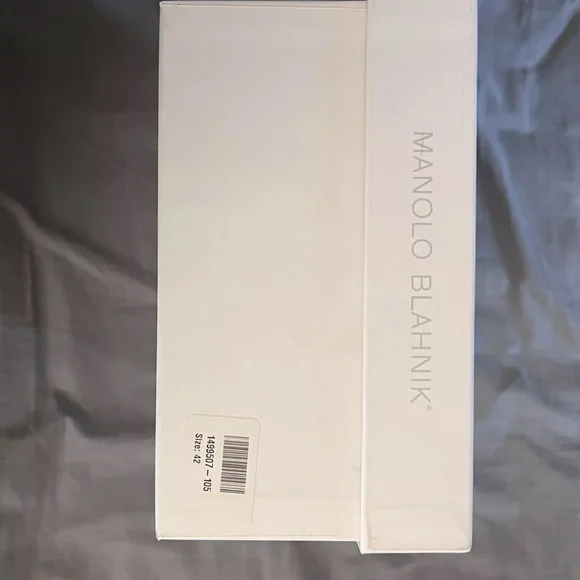 BRAND NEW MANOLO BLAHNIK slingback Sandals - Size 42 (US 12)
NEW IN BOX - Picture 7 of 7